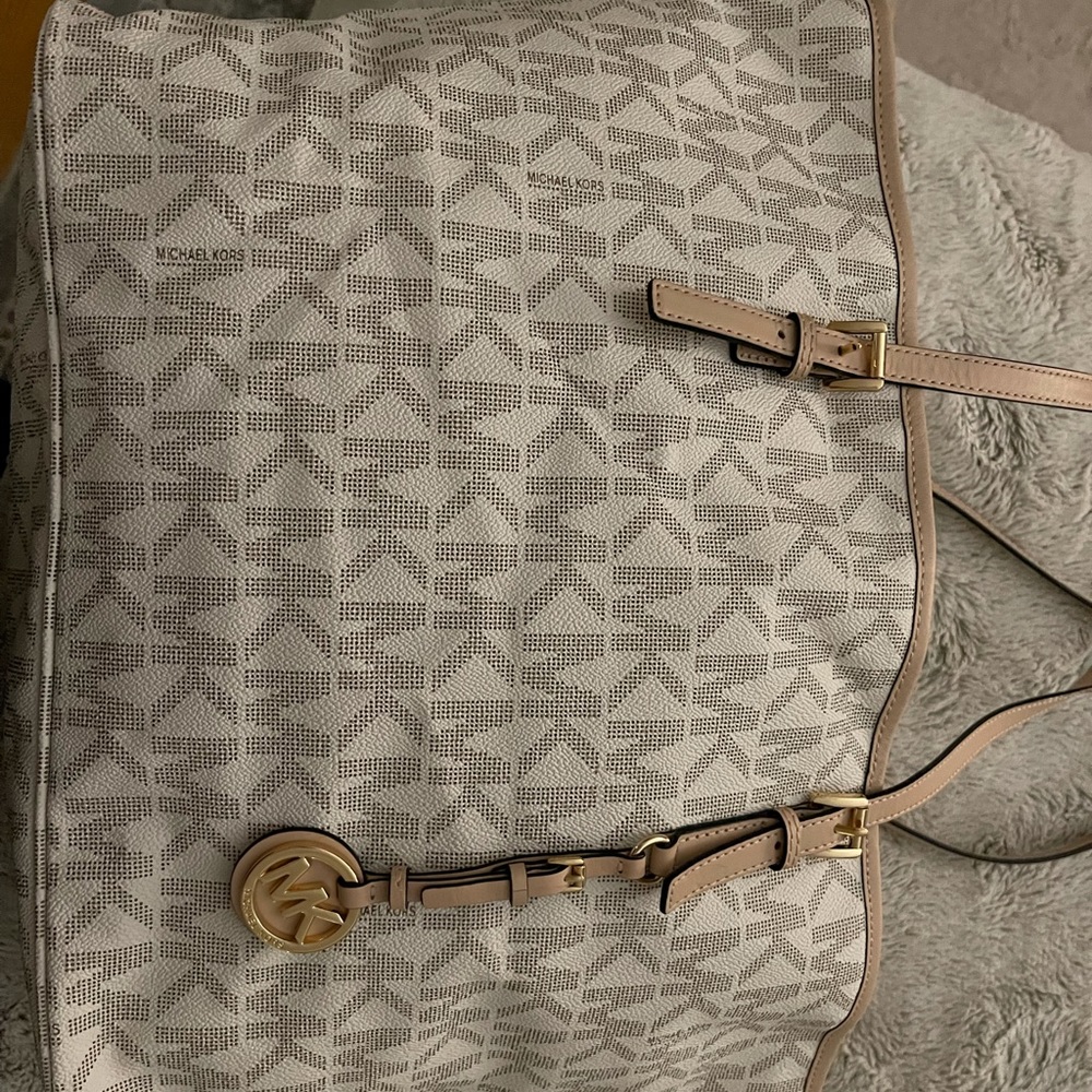 Brand new Micheal Kors tote bag
